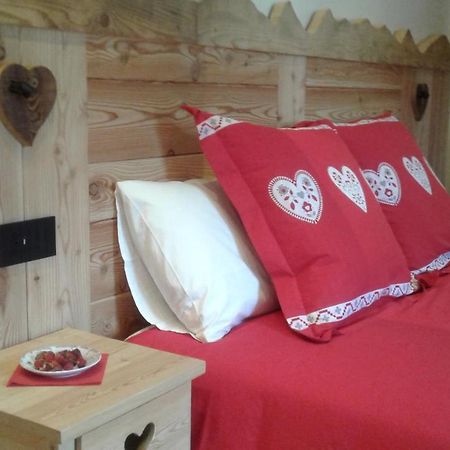 B&B Lorelei Гресоне Сен Жан Стая снимка